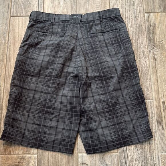 Nike Golf Dri Fit Men’s Performance Shorts size 32 - Picture 8 of 9